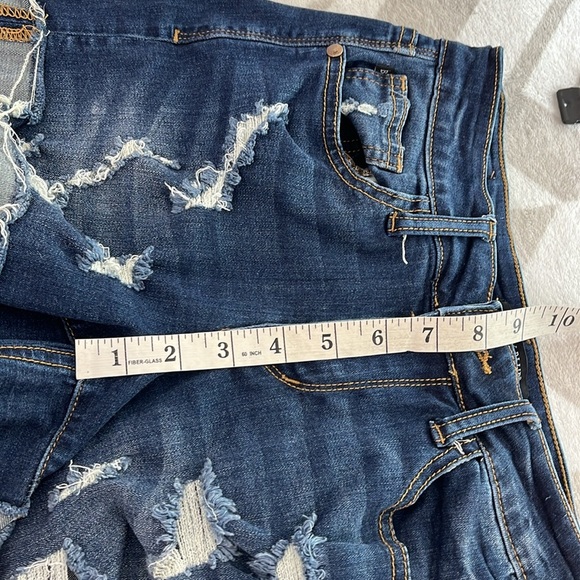 Judy‎ Blue Women’s Distressed Denim Shorts size Small - Picture 8 of 9
